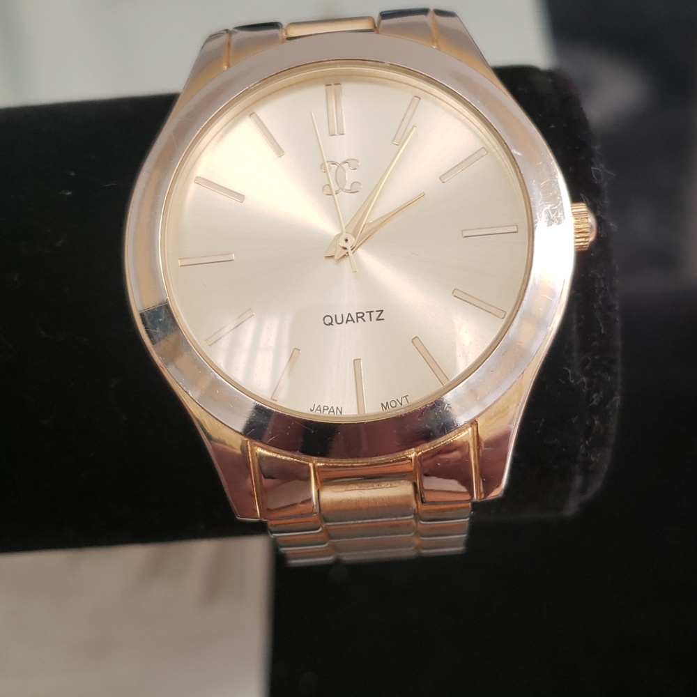 Ladies bracelet watch (large 42 cm face)